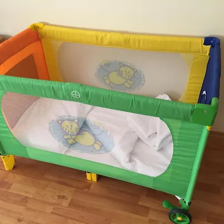 מלון Beatris Family House 3*