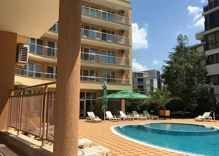 Hotell Beatris Family House 3*