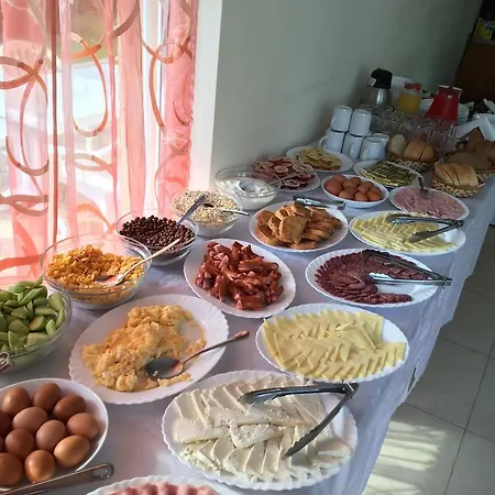 Beatris Family House 3* 阳光海滩