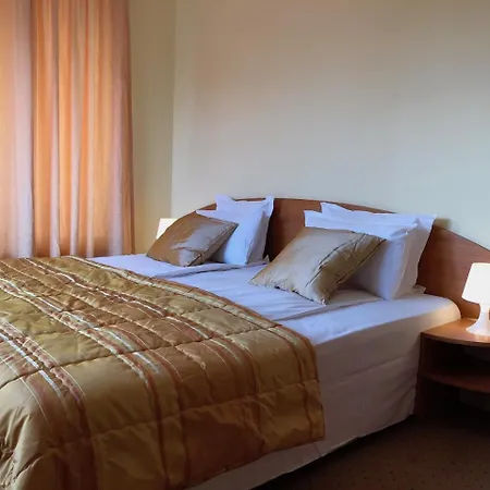 Beatris Family House