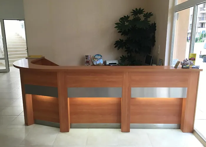 Отель Beatris Family House