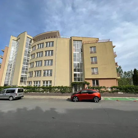 Beatris Family House Солнечный берег