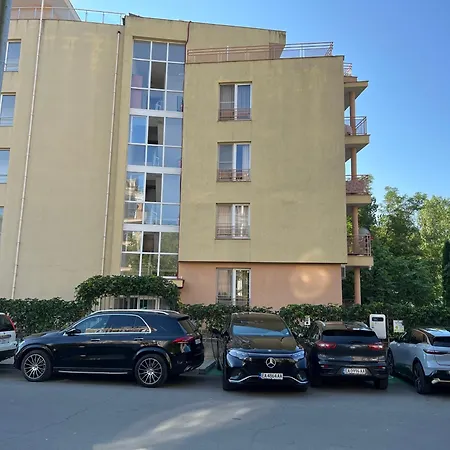 Beatris Family House Отель 3*