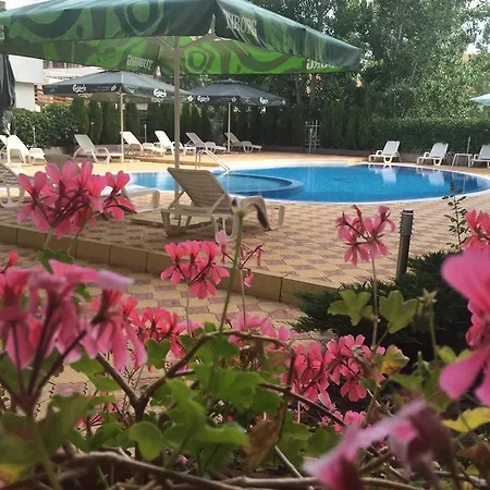 Beatris Family House 3* Солнечный берег