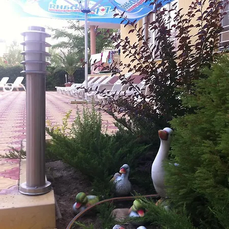 Beatris Family House Отель 3*