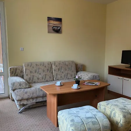 Beatris Family House